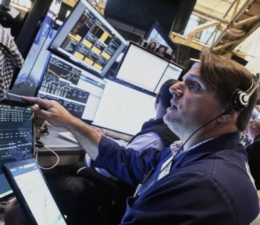 ماذا تعني مخاطر الركود التضخمي الأميركي للأسواق العالمية؟