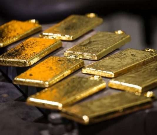 ترمب يضع حداً للتكهنات: لا رسوم جمركية على الذهب