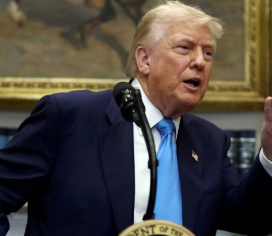 شركاء ترمب التجاريون يتسابقون لإبرام صفقات اللحظة الأخيرة لتجنب الرسوم الجمركية