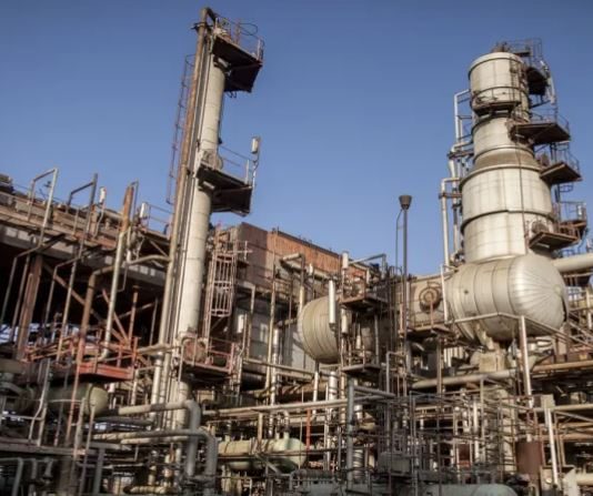 لبنان محطةٌ لتصدير النفط العراقي… لولا فساد الفاسدين!