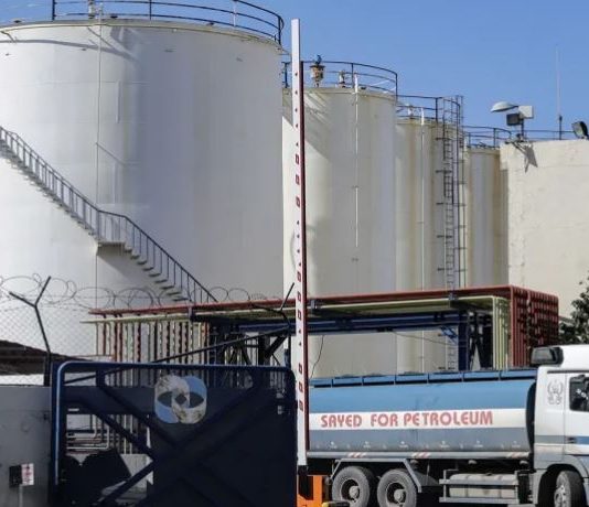 صفقات الفيول… هدر 8 مليون دولار سنوياً بلا رقابة