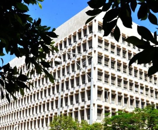 هبوط مفاجئ في خسائر المركزي: 2.29 مليار في نصف شهر