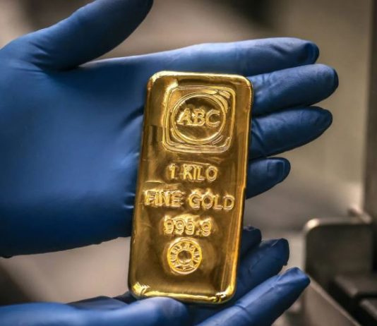 بعد تجاوزه 4 آلاف دولار… ما طرق شراء الذهب ومحركات أسعاره عالمياً؟