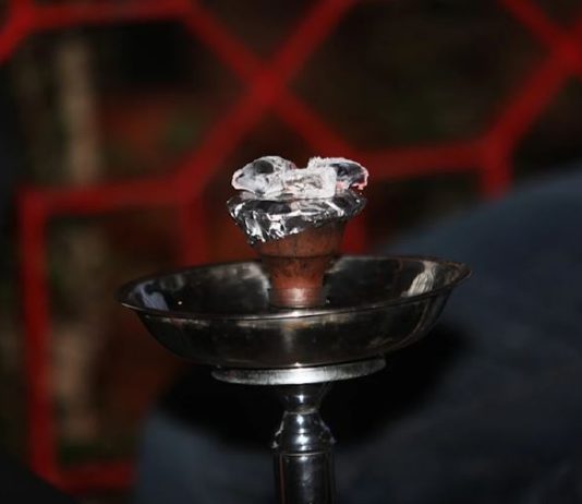 أسعار معسّل «النخلة» تقفز 60%: استهلاكه زاد الاستهلاك 2000 طن