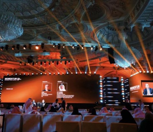 الخطيب: السياحة توظف 10 في المائة من القوة العاملة العالمية