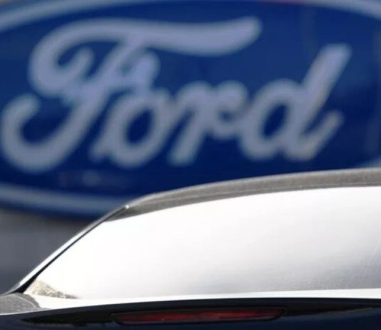 سيارة جديدة بـ 360 دولارا