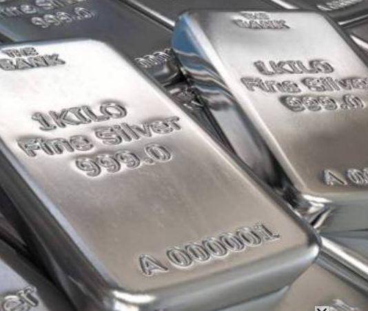 الفضة فوق 65 دولاراً للمرة الأولى
