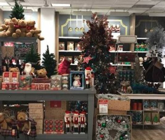 تعويل تجاري على شهر الأعياد لتحسين نسبة المبيعات… قزحيا: حركة لافتة في المحلات التجارية في الحدت