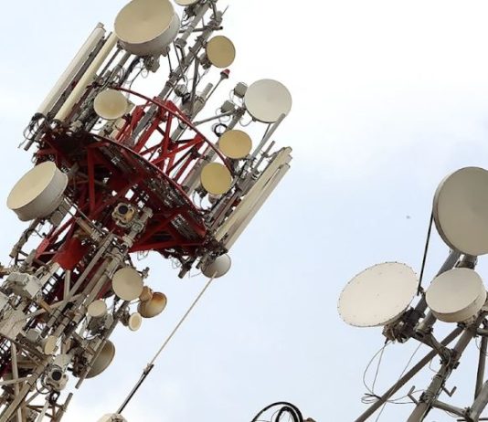 «كابل بحري» جديد خارج السيادة