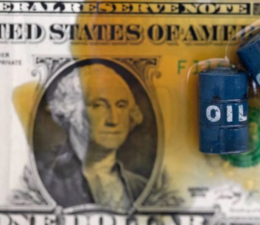 صحيفة: ترمب يدرس السيطرة على نفط فنزويلا وخفض سعر البرميل إلى 50 دولارا