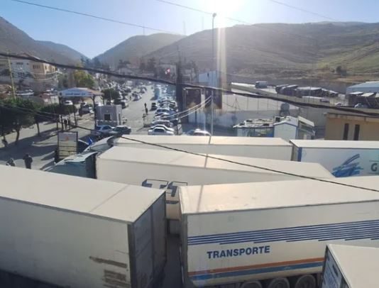 أزمة سوريا الحدودية..المعاملة بالمثل ودعم مالكي الشاحنات