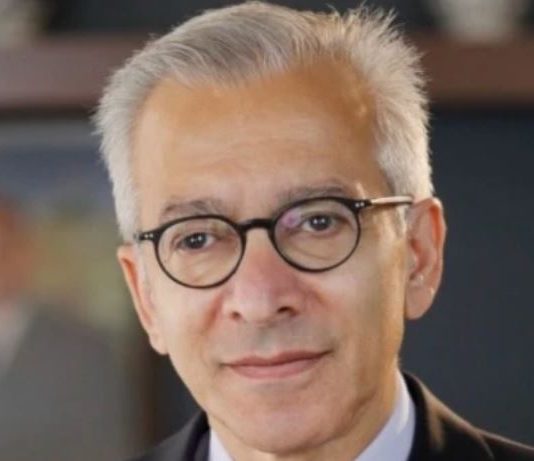 البساط يتفقد مرفأ بيروت ويجول على المطاحن والأفران