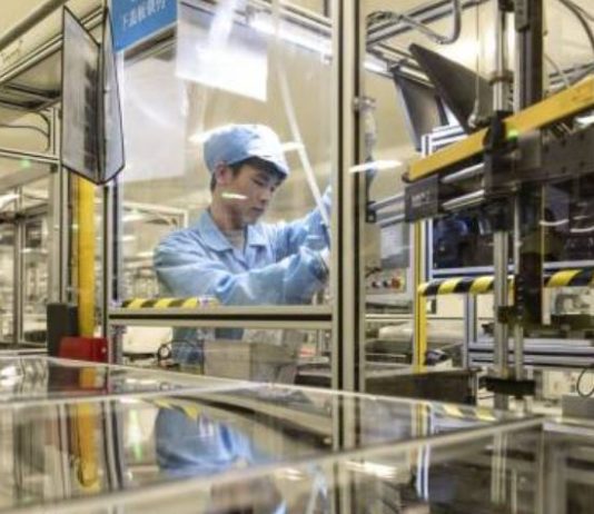 الحرب تدفع أسهم البطاريات الصينية إلى مكاسب 70 مليار دولار