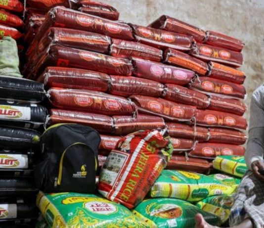 اختناقات الشحن العالمي تعيد شبح أزمة الغذاء إلى الواجهة