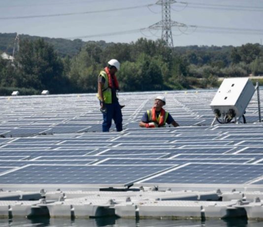 حرب إيران تسرع تحول أوروبا إلى الطاقة المتجددة