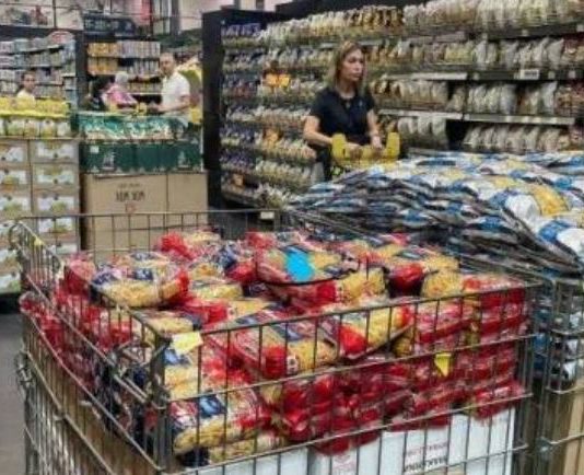 وزارة الاقتصاد تبرر الغلاء: الطاقة والشحن في صدارة الأسباب