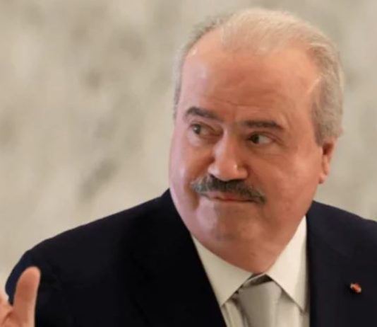 جابر يستعرض مع السفير الكويتي الواقع الاقتصادي والمستجدات الإقليمية