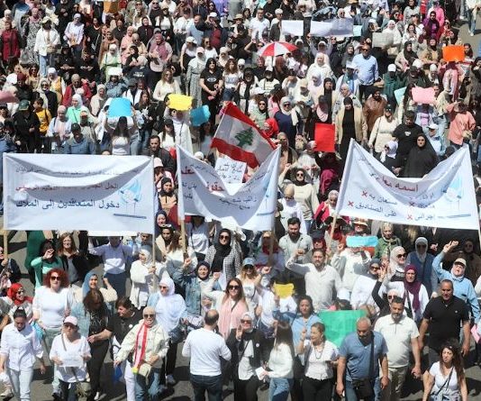 اعتصام لموظفي الإدارة العامة للمطالبة بإقرار الحقوق