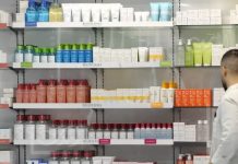 الدواء في مرمى النار: الحرب تطيح بمئات الصيدليات