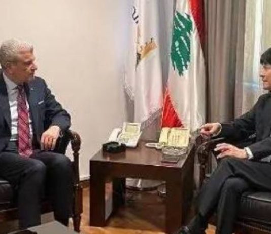 عيسى الخوري وكنجي بحثا في آفاق التعاون الصناعي بين لبنان وطوكيو