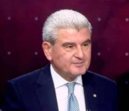 وزير الصناعة يحدد سعر طن الإسمنت بـ96 دولاراً
