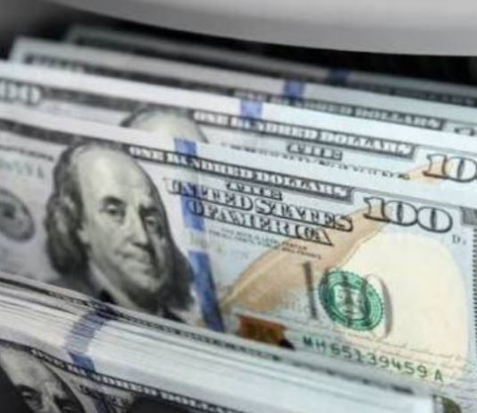 أسواق العملات تحت الضغط.. والدولار يراقب تطورات إيران
