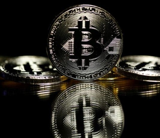 تراجع بتكوين يهز نموذج شركات تكديس الأصول المشفرة