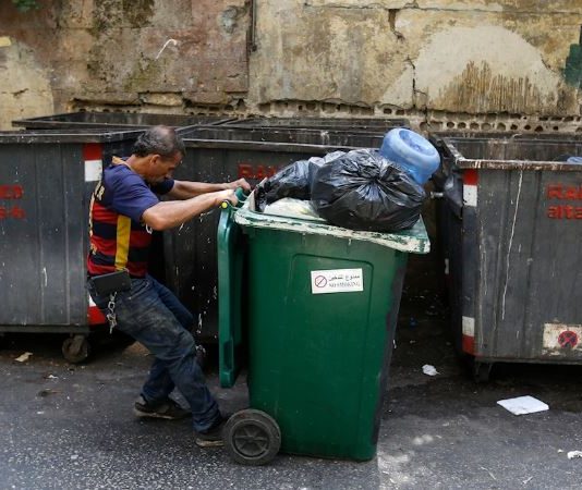 كسروان تفرز نفاياتها: المستوعبات رُفعت قبل اكتمال البديل