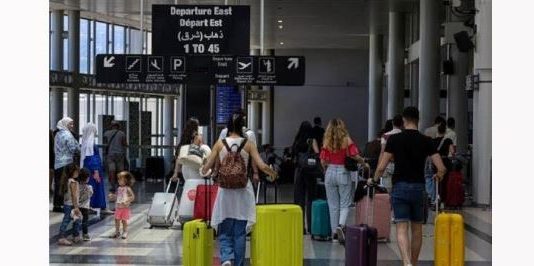 لبنان يصدّر شبابه… ويستورد أموالهم