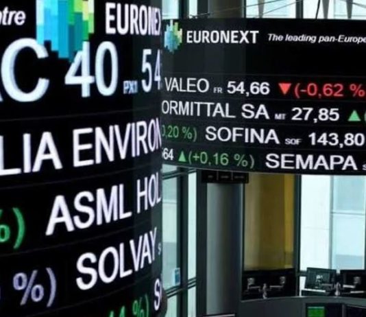 تراجع جماعي للأسهم الأوروبية وسط ترقب قرار الفيدرالي بشأن الفائدة