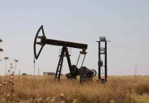 النفط يستقر بعد تراجع حاد مع تعافي صادرات الشرق الأوسط